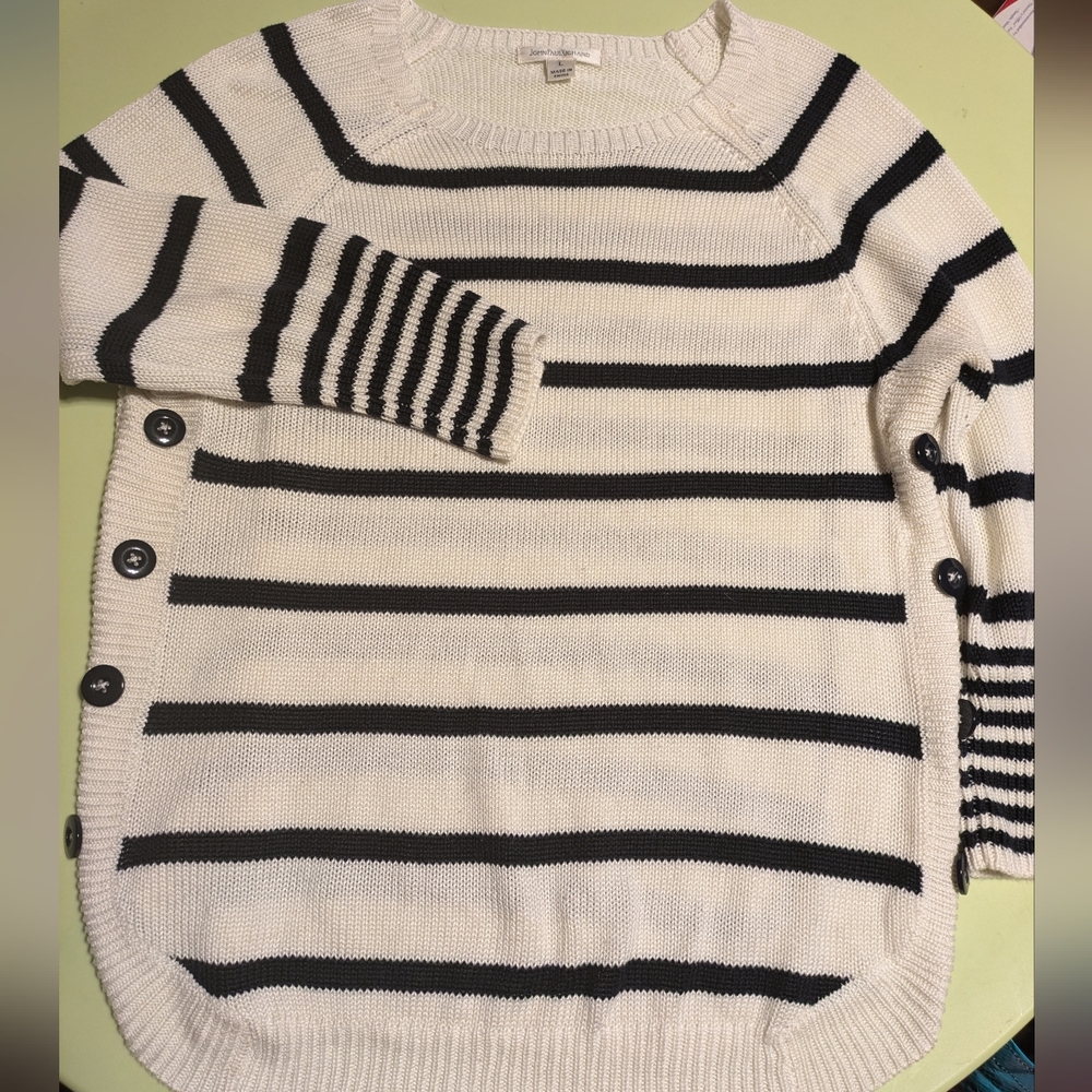 JohnPaulRichard Large White and Black Striped Sweater